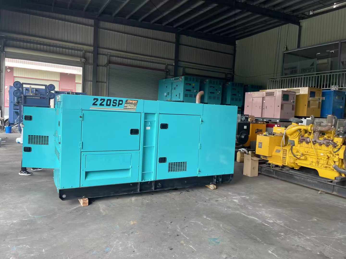 河北柴油发电机组长期不间断运行时，如何监控其温度和压力？