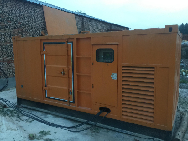 河北发电机组长期使用中，电缆线的敷设路径有哪些要求？